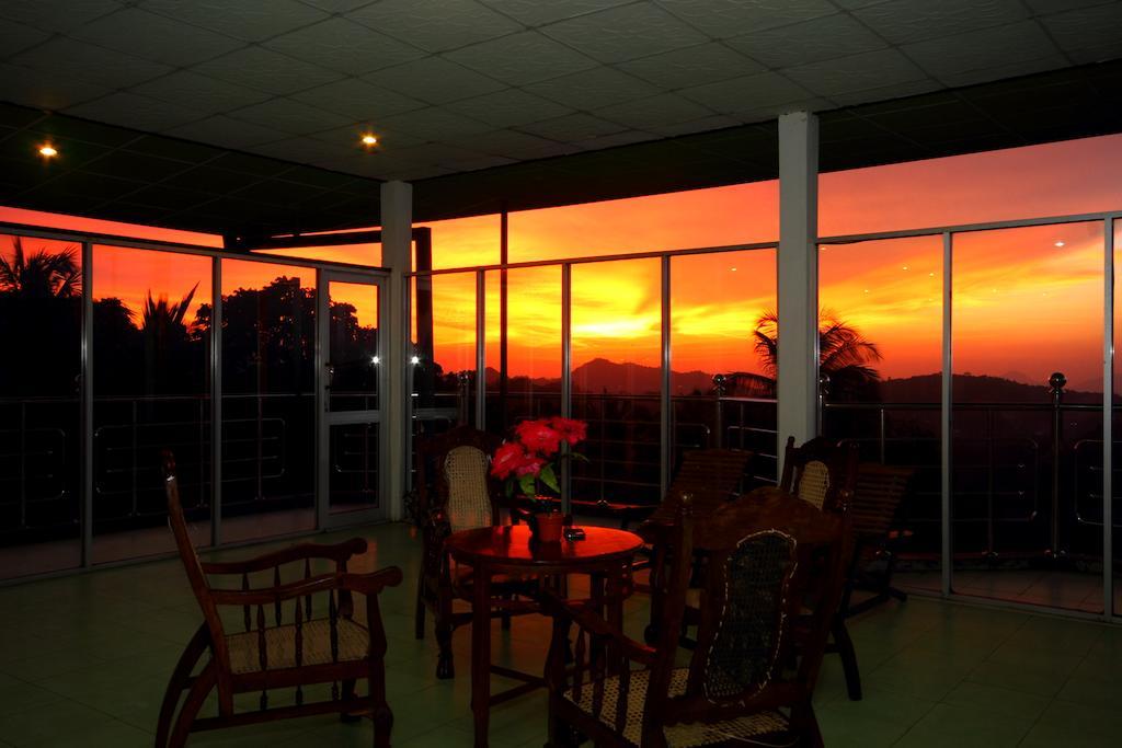 Delma Mount View Hotel Kandy Extérieur photo